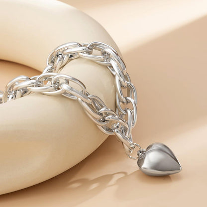 Simple Heart Hollow Necklace - LOX VAULT