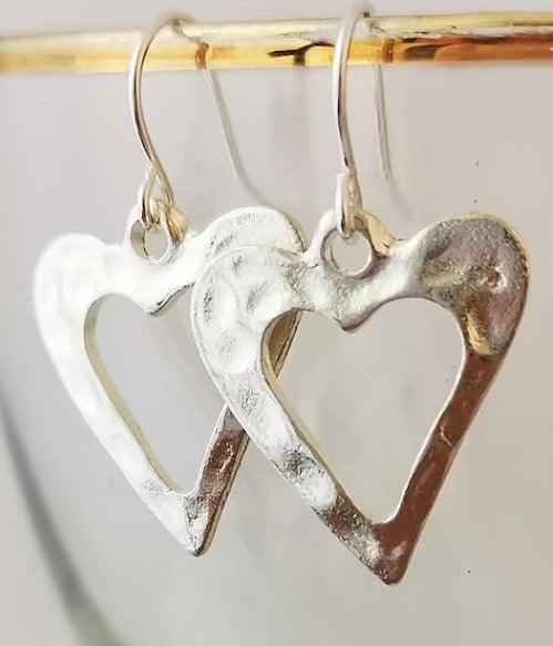 Irregular Retro Heart-shaped Earrings - LOX VAULT