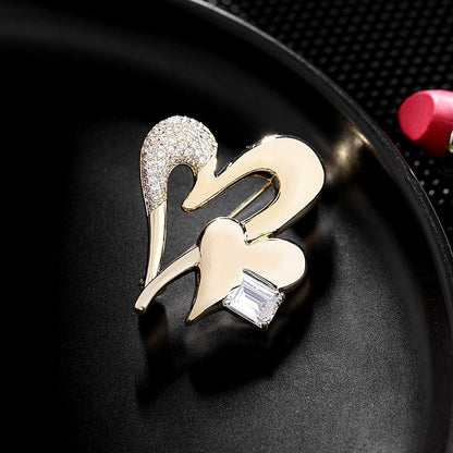 Buckle Heart-to-heart Brooch - LOX VAULT